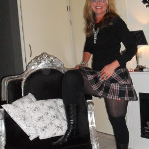 Envie de bronzer à poil cet après-midi Léa - rencontre-Milf-Nantes